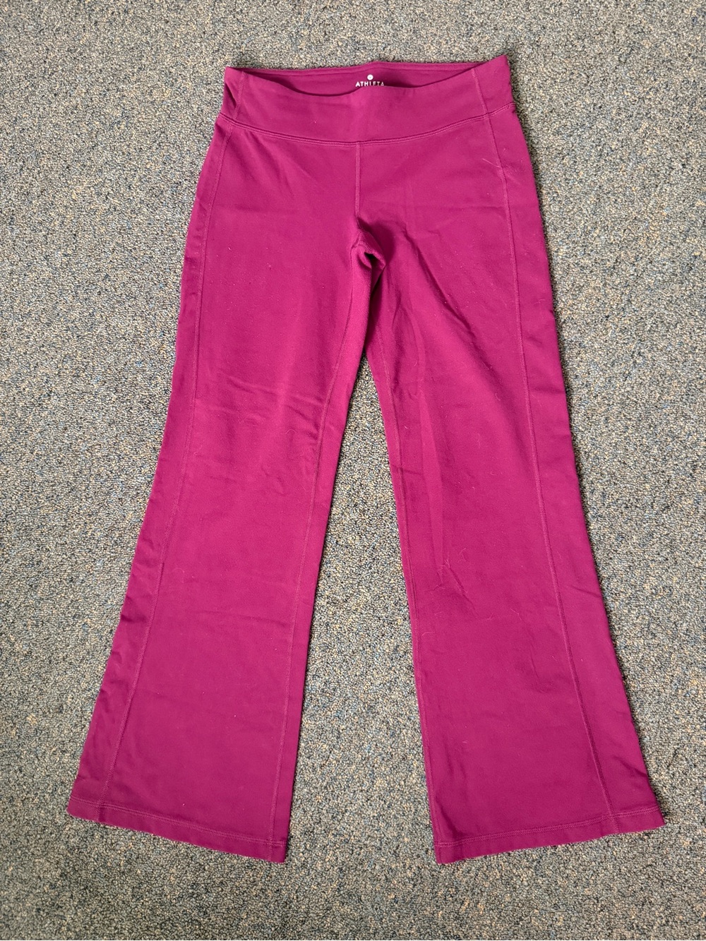 Athleta Kickbooty Burgundy Wide Leg Flare Leggings Medium Petite Yoga Athletic